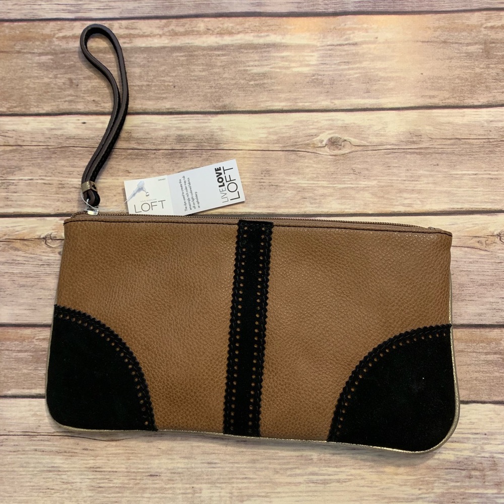 ☀️Loft Suede Zipper Clutch